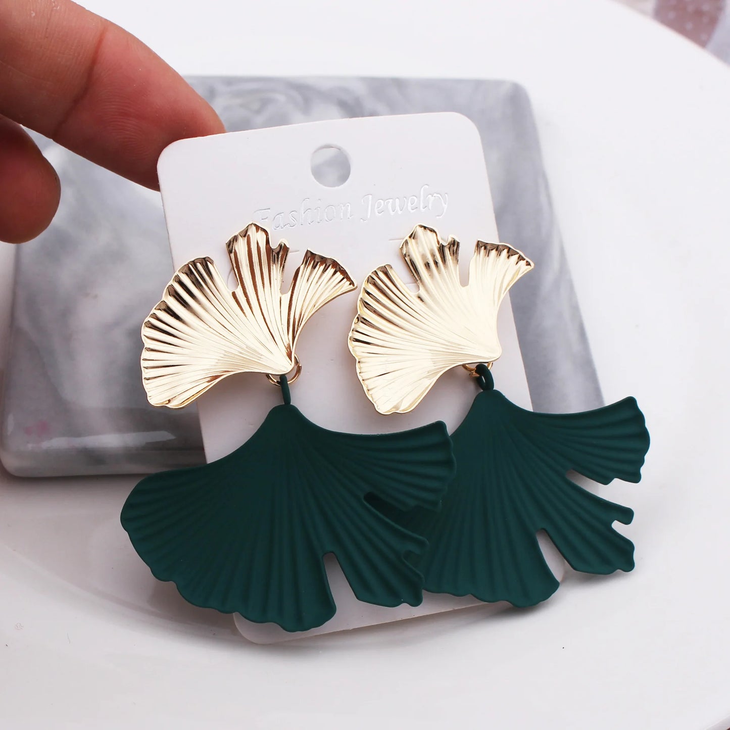Fashion Geometric Gold Color Ginkgo Biloba Leaf Shape Drop Earring Creative Personality Earring Jewelry
