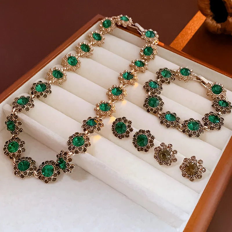 1/4 Pcs French Retro Rhinestones Choker Necklaces for Women Luxury Green Flower Ear Studs Elegant Snape Bracelet Jewelry Sets M